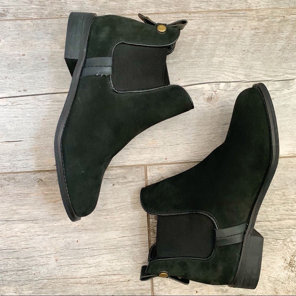 Steve Madden Suede Black Booties Size 6